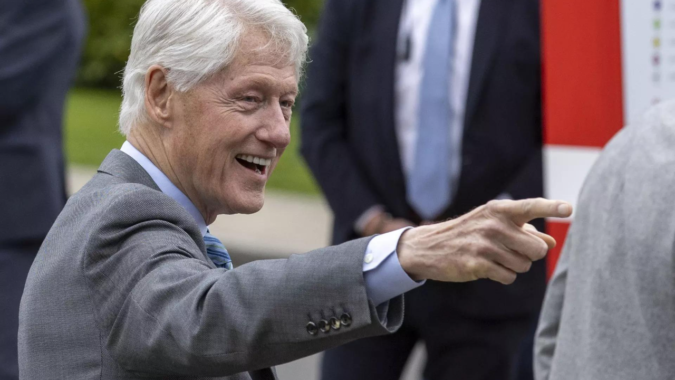 Bill Clinton optimistic Northern Ireland govt will be revived