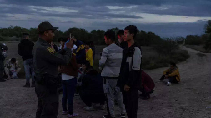 Chinese migrants find tips on social media for long trek to US-Mexico border