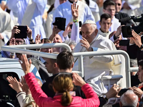 Tens of thousands gather for Pope's mass in Hungary