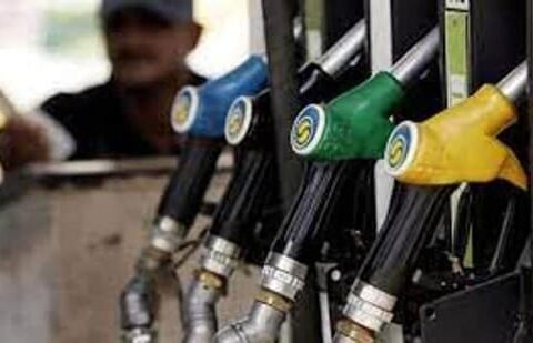 Petrol diesel prices across major cities did not mark any shit from yesterday's figures. (Representative Image/HT File)