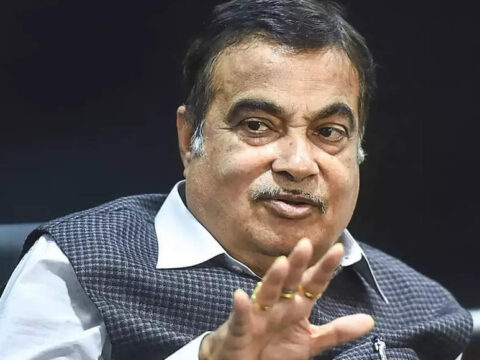 gadkari: In talks with industry players for development of economically viable electric highways: Nitin Gadkari