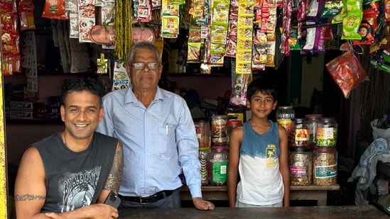 Zerodha CEO Nithin Kamath with father-in-law Shivaji Patil. (LinkedIn)