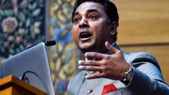 Former Chief economic advisor Krishnamurthy Subramanian said the move to ban <span class=