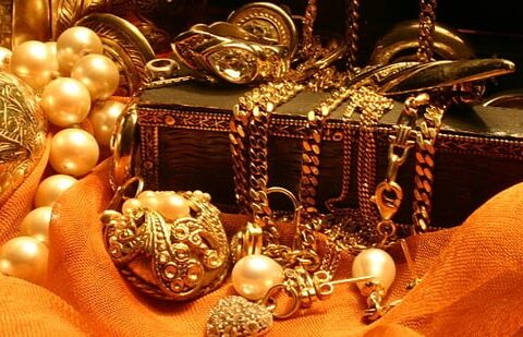 The price of 24 carat gold also increased on Thursday. (Representative image/istcok)