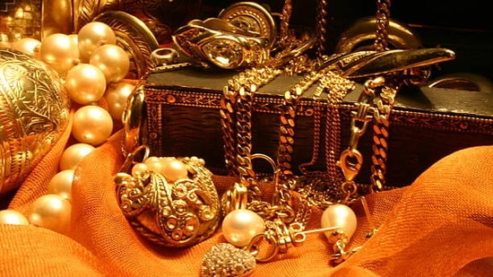 The price of 24 carat gold also increased on Thursday. (Representative image/istcok)