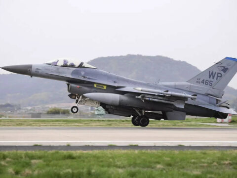 US F-16 jet crashes during training south of Seoul