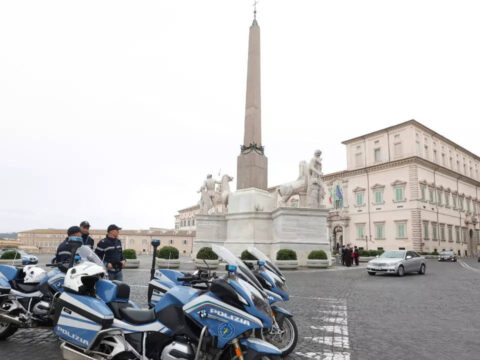 Zelenskyy: Ukraine's Zelenskyy in Rome for talks with pope, PM Meloni