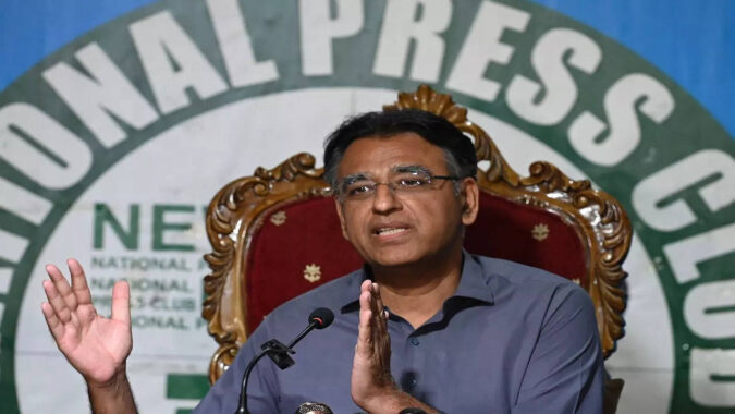 Imran Khan's close aide Asad Umar resigns as PTI's secretary general