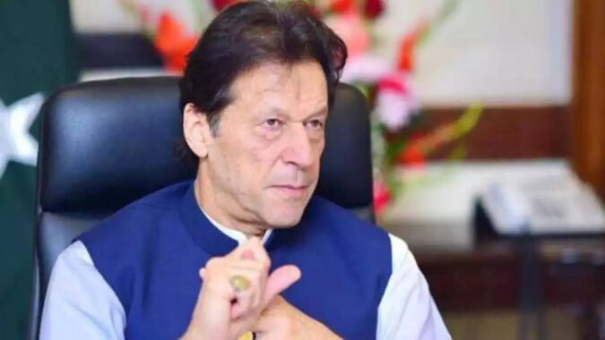 Pakistan: Former Pakistan PM Imran Khan added to no-fly list