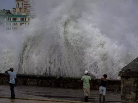 Atlantic: US forecasters call for near-normal Atlantic hurricane season