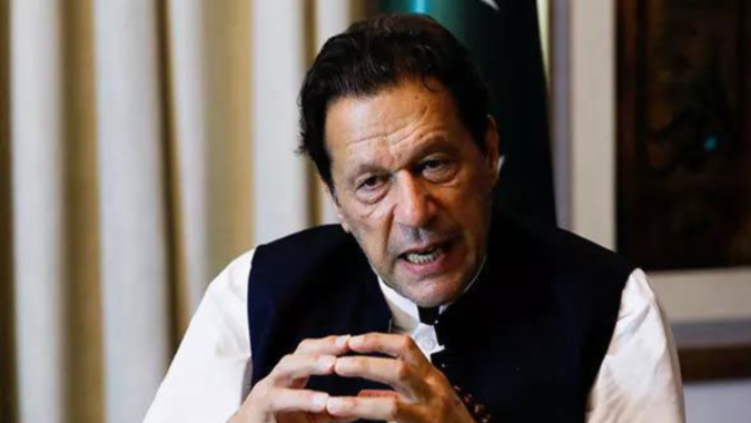 Pakistan government adamant, turns down Imran's talks offer