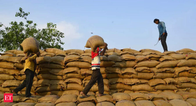 wheat procurement: Centre buys 262 lakh tonne wheat so far this year from farmers at MSP; total payout at Rs 47,000 crore