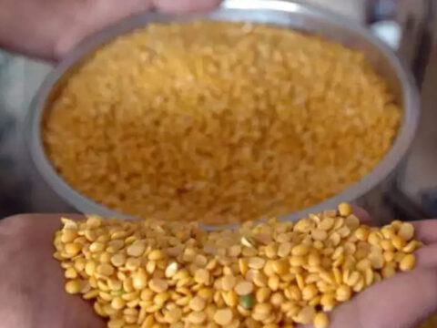 Urad Dal: Centre to impose stock limits on tur and urad dal till October 31