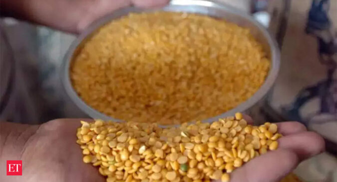 Urad Dal: Centre to impose stock limits on tur and urad dal till October 31