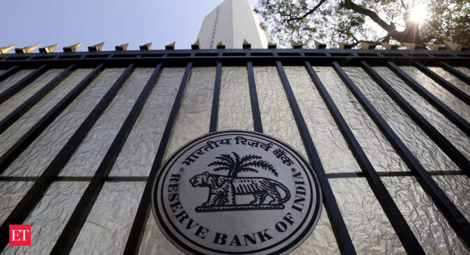 A look into RBI's status quo: The hopes and worries that shaped the policy