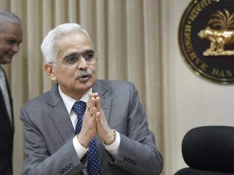 rbi: RBI's Shaktikanta Das needs monsoon rains to deliver before weighing rate cuts