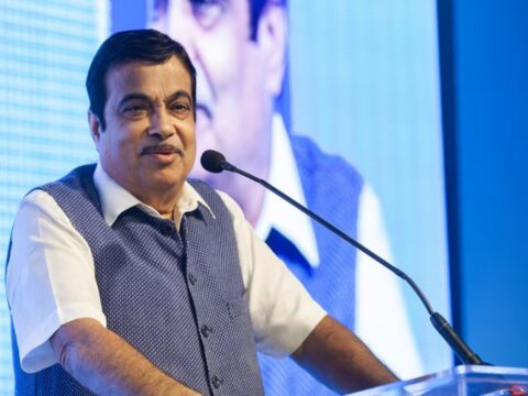 gadkari: Nitin Gadkari lays foundation stone for 10 NH projects worth over Rs 8,000 crore in UP