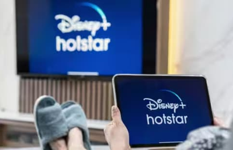 Disney+ Hotstar announces free Asia Cup and ICC Men's Cricket World Cup streaming for mobile users.(Live Hindustan)