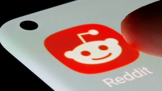 FILE PHOTO: Reddit app is seen on a smartphone in this illustration taken, July 13, 2021. REUTERS/Dado Ruvic/Illustration/File Photo