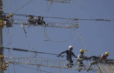 Under the scheme, the Centre incentivises power sector reforms by permitting additional borrowing to encourage and support states to undertake reforms of the power sector. (HT File Photo/Sakib Ali)