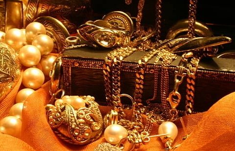 The price of 24 carat gold also rose on Friday.(Representative image/istcok)