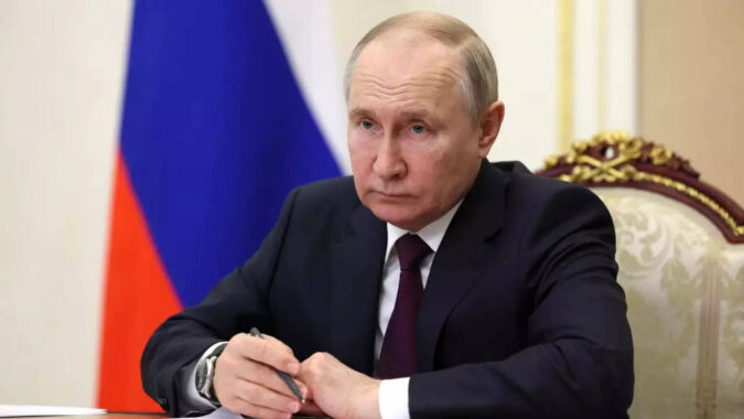 Kremlin: Kremlin: Fake Putin address broadcast on Russian radio stations after 'hack'