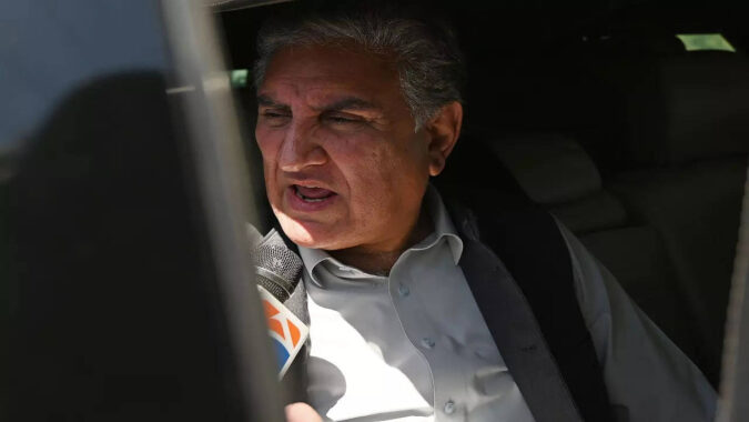 Former Pakistan foreign minister Qureshi released from Rawalpindi prison; to meet Imran Khan tomorrow