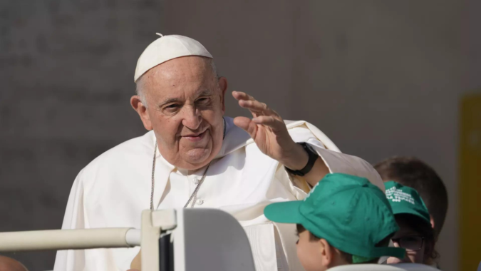 Francis: Pope Francis to undergo intestinal surgery and will be hospitalized for several days