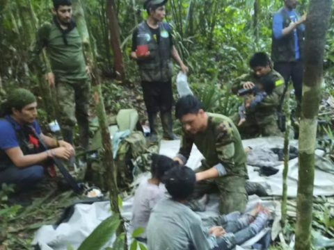 Children lost for 40 days in Colombian Amazon found alive