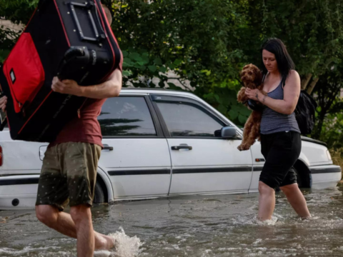 Six Ukrainian flood evacuees wounded in Russian attack - Kyiv