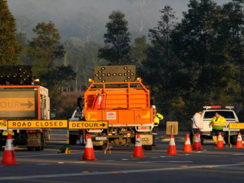 Bus carrying wedding guests in Australian wine region crashes and rolls, killing 10 & injuring 25