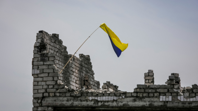 Ukrainian flag, Russian corpses evidence of Kyiv's advance in south