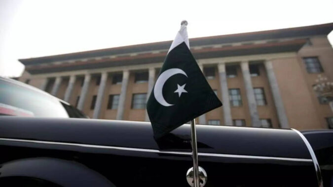 Pakistan seeks quick refinancing of $1.3 billion loans from China: Report