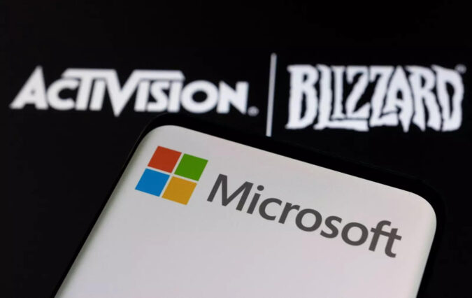 Microsoft: US judge pauses Microsoft's Activision buy