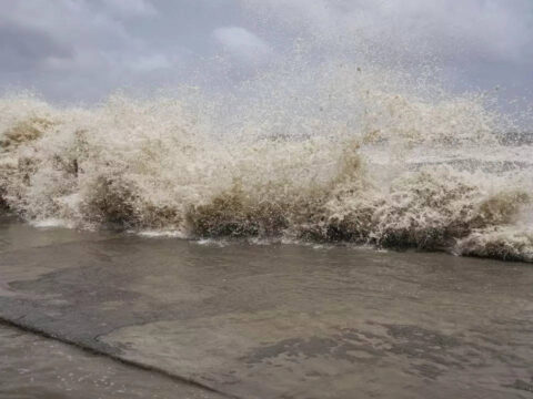 Pakistan 'largely spared' as Cyclone Biparjoy weakens after landfall