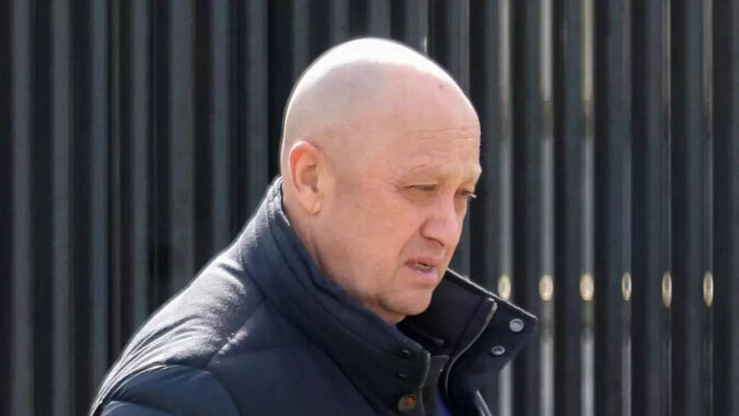 Yevgeny Prigozhin: Wagner chief Yevgeny Prigozhin to leave Russia in deal to ease crisis