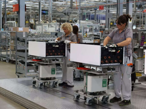 German business morale worsens in June