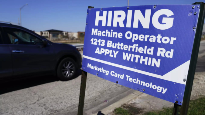 Applications for jobless benefits in the US retreat after three weeks of higher claims