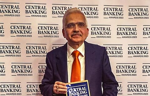 Reserve Bank of India (RBI) Governor Shaktiknata Das poses for photos after receiving the 'Governor of the Year' award by Central Banking, in London, United Kingdom, Tuesday.(PTI)