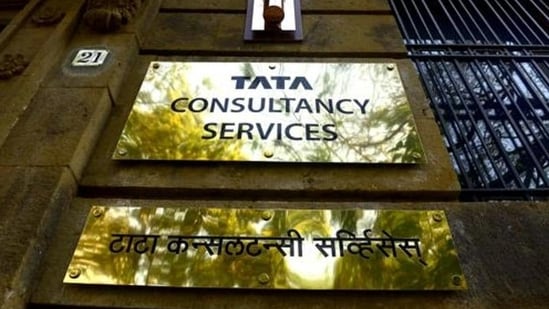 As per a news report, TCS had been sending memos to staffers who did not follow the directive of coming to office 12 days in a month. (Abhijit Bharlekar/Mint file photo)