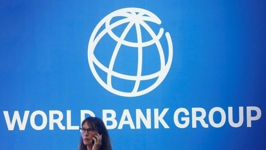 India received $100bn in remittances from World Bank(REUTERS)