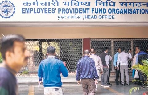 EPFO has detailed steps to change date of exit of organisation on changing job.(File)