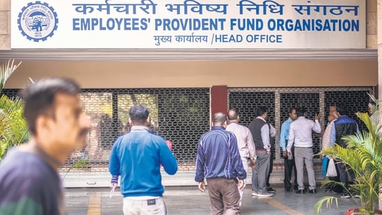 EPFO has detailed steps to change date of exit of organisation on changing job.(File)