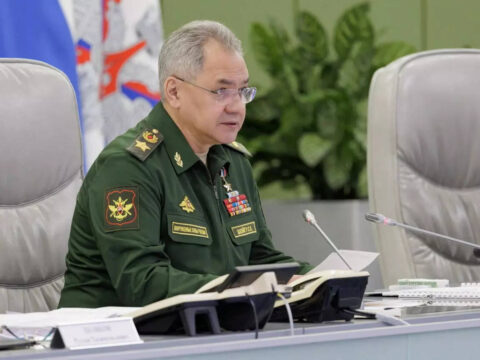 Russian defence minister praises army 'loyalty' during mutiny