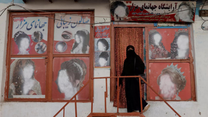 Taliban: Taliban ban women’s beauty salons across Afghanistan