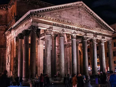 Pantheon: Ticket to frustration? Visitors to Pantheon get a lesson in Roman confusion