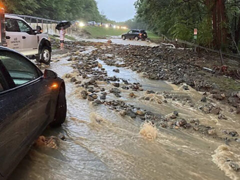 New York: 'Life threatening' flooding overwhelms New York roadways, killing 1 person