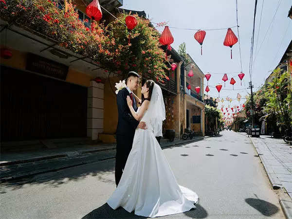 Marriage in China: Young people reject tying knot, but why?