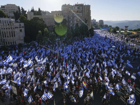 Israeli CEOs Ditch the C-Suite to lead anti-government protests