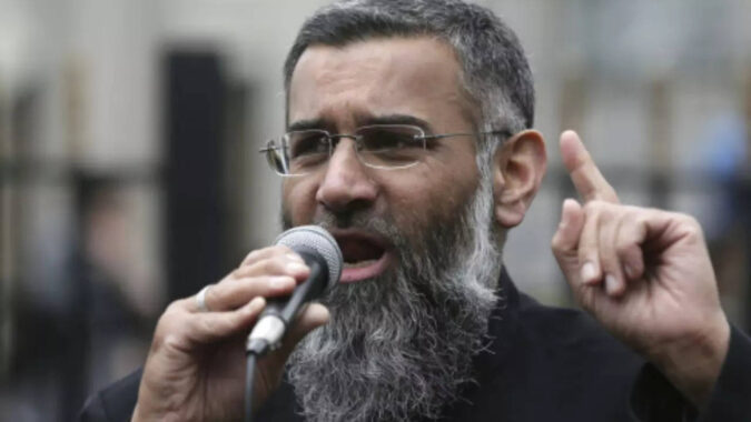 Radical British-Pakistani preacher charged with directing a terrorist organisation